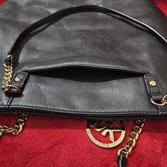 Michael Kors Jet Set Chain Navy Blue Pebble Leather Tote/Handbag - Picture 11 of 12